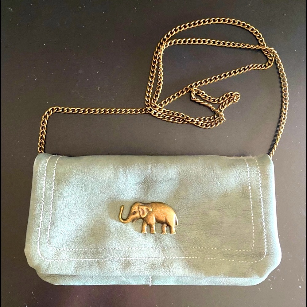 Crossbody purse